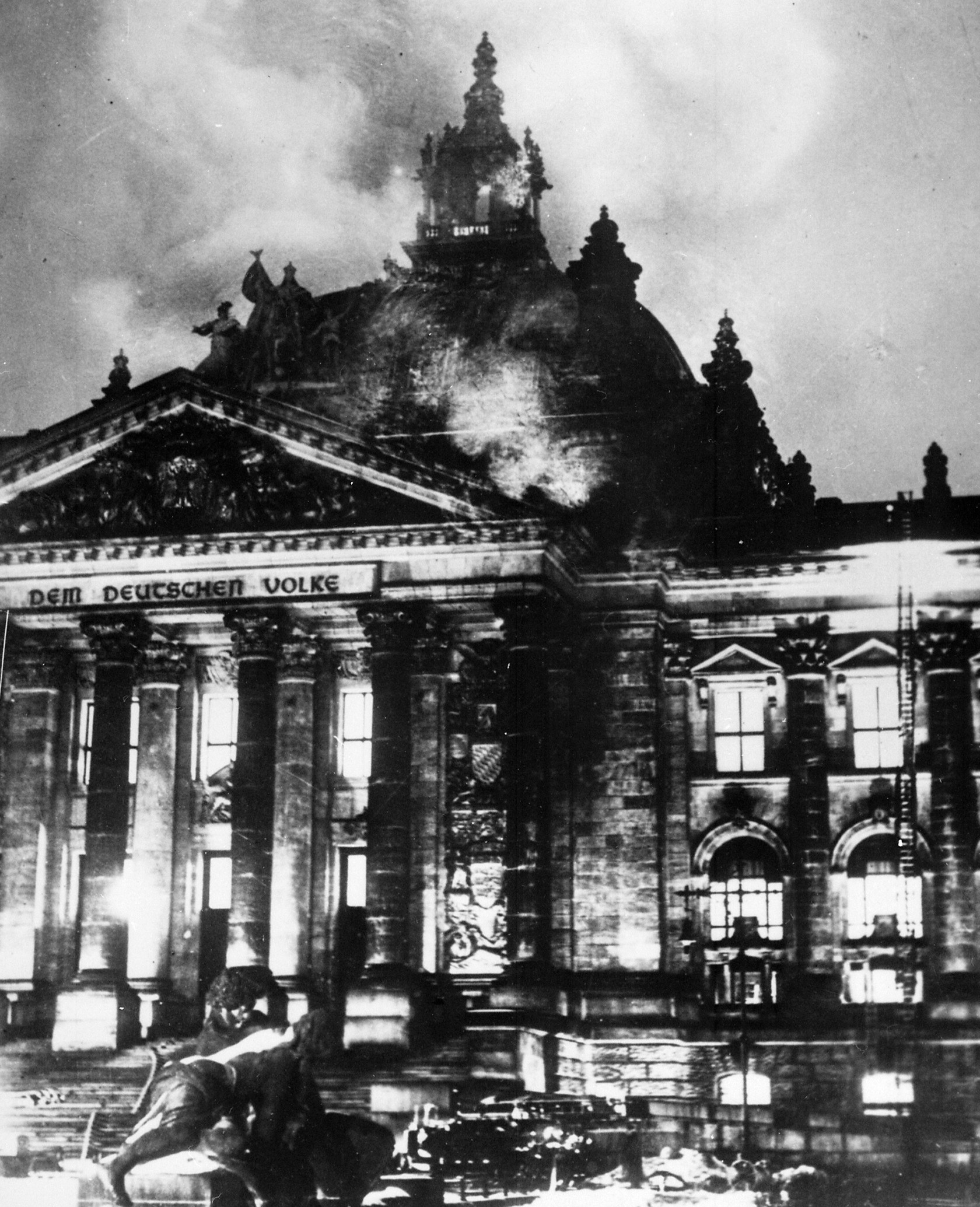 Reichstagsbrand.jpeg